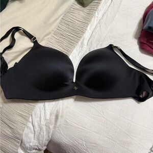 Victoria's Secret Sleek Black Bra